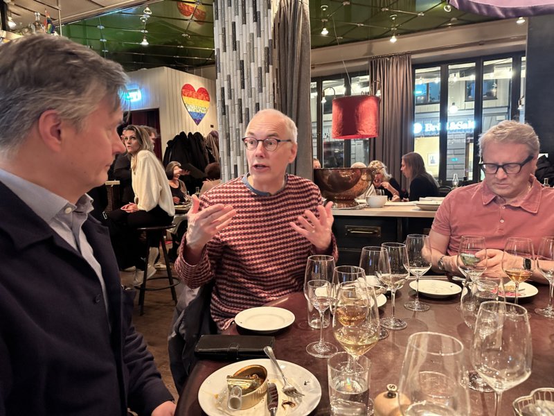 Wine and Dine 9